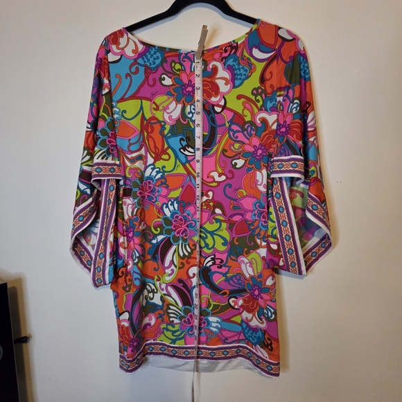 Trina Turk Fiji Flowers Swim Cover Up Large - Picture 4 of 9